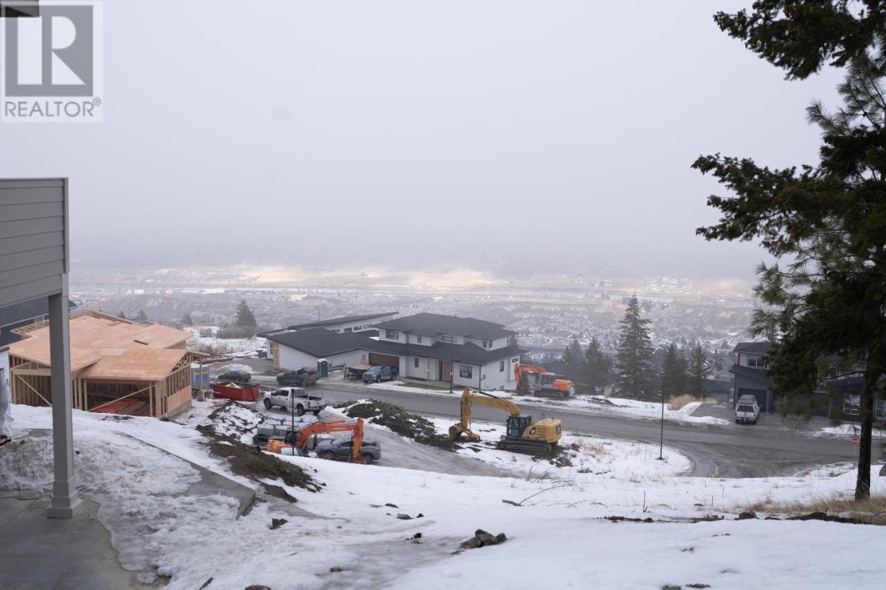 2161 LUPIN Court, Kamloops