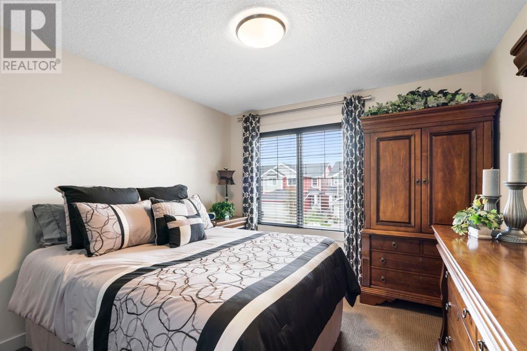 125 Sundown Grove, Cochrane