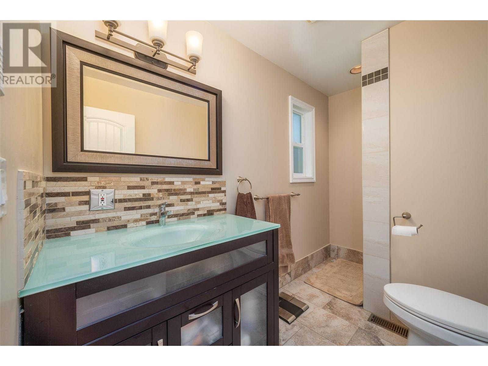  410 Clifton Road, Kelowna