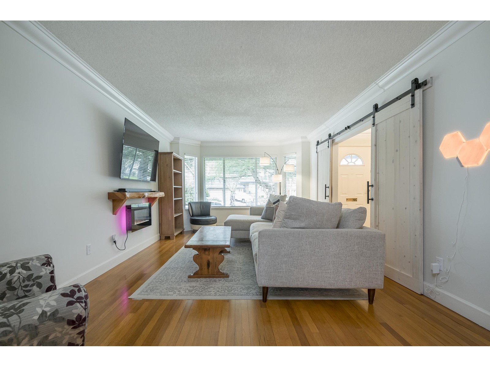 14904 95A AVENUE, Surrey
