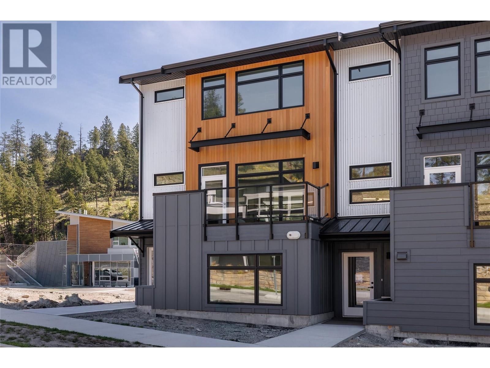 5 3425 Hilltown Drive, Kelowna