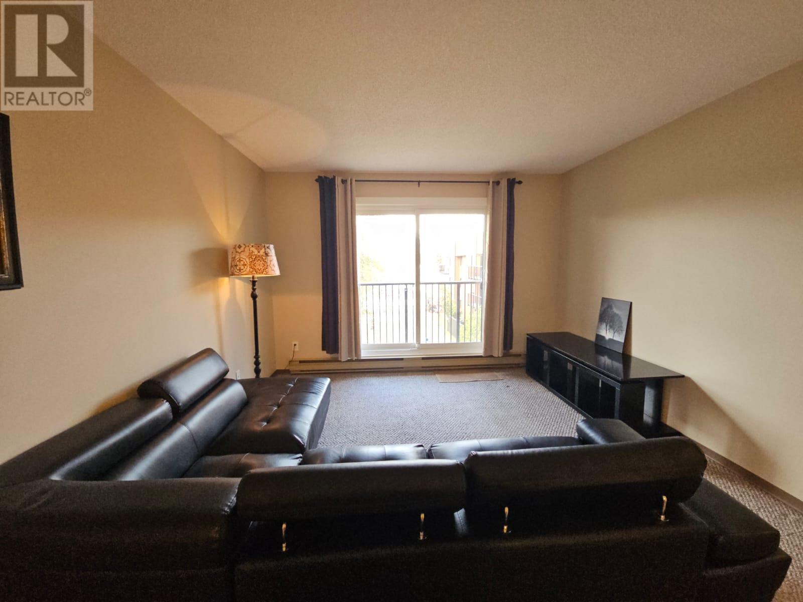 340 Northgate Unit# 302, Tumbler Ridge