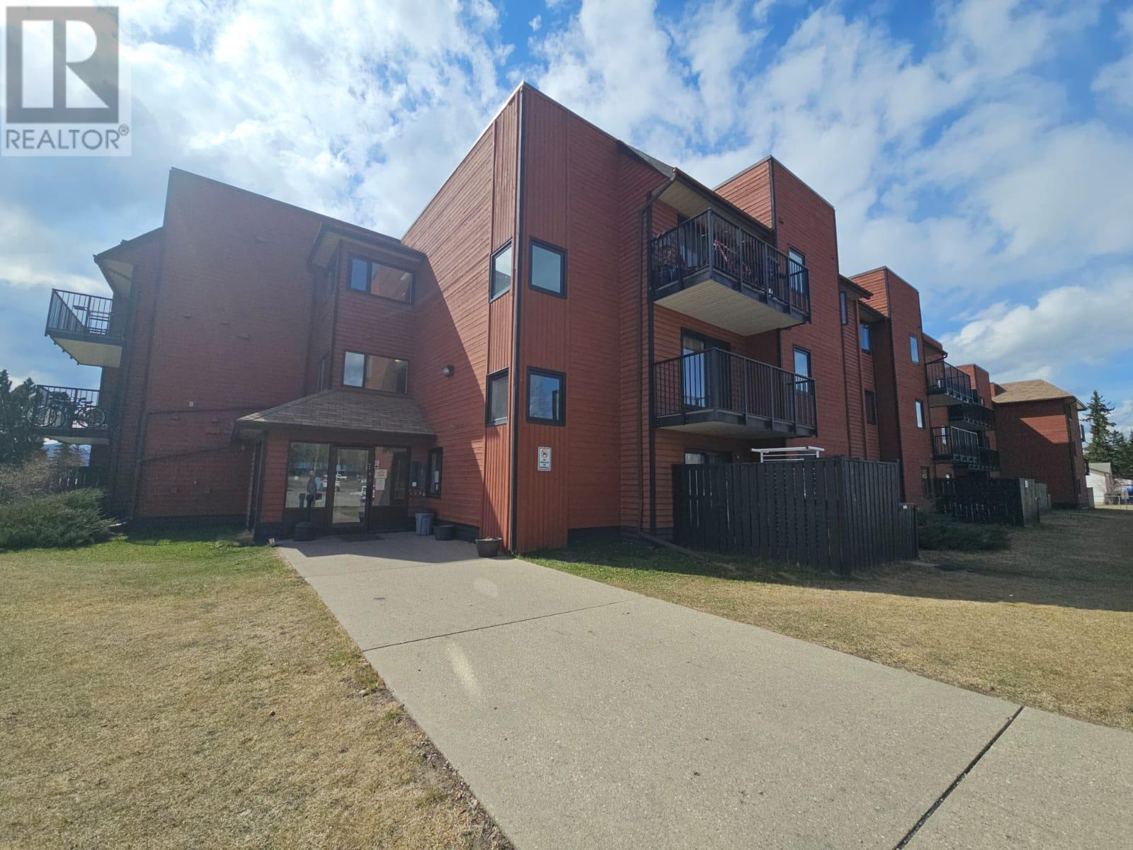 340 Northgate Unit# 302, Tumbler Ridge