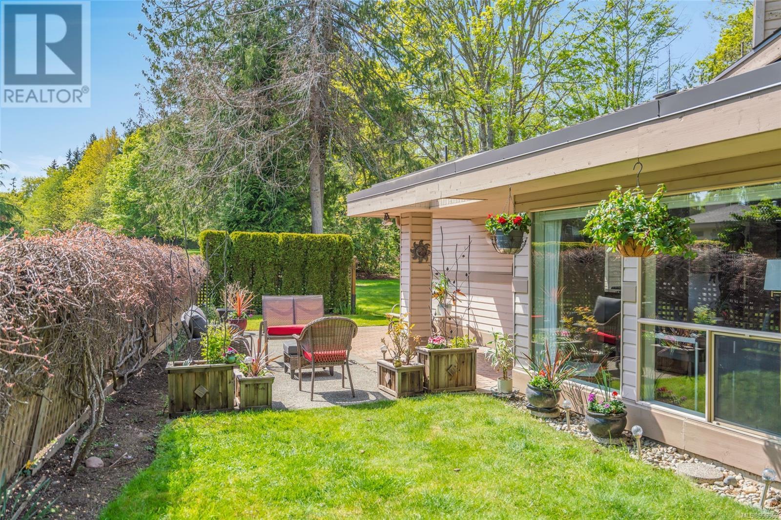 1150 Lee Rd, Parksville