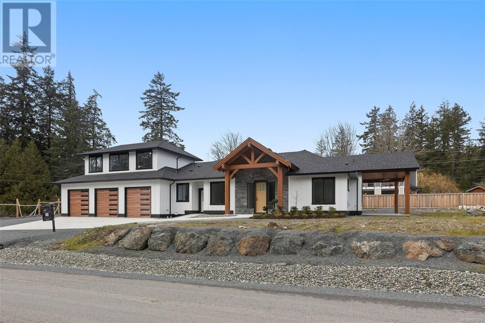  2600 Craven Crescent, Mill Bay