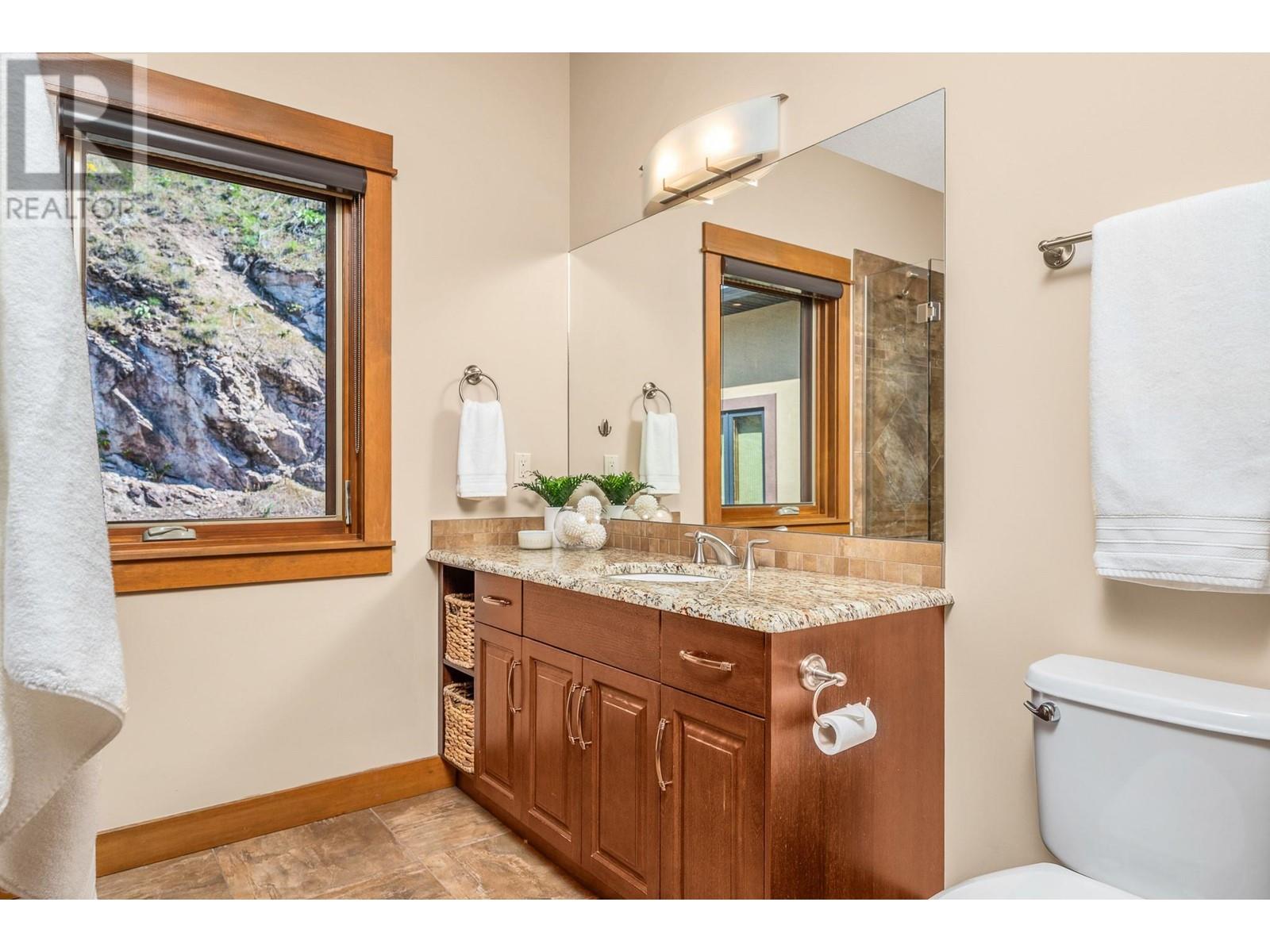 9990 Eastside Road Unit# 7, Vernon