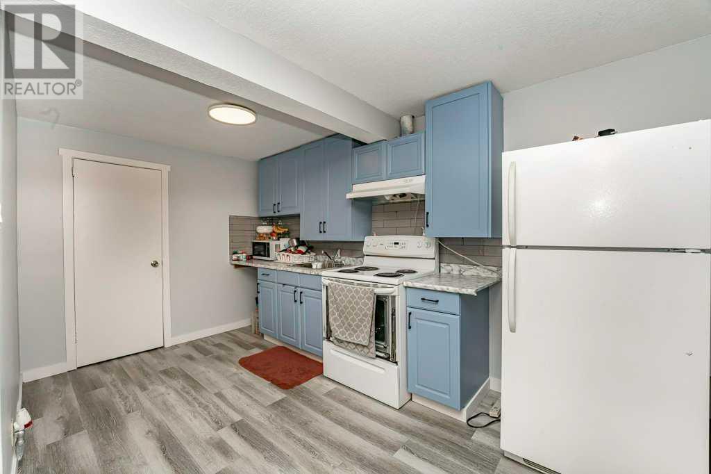 Single Family House for Sale in  Falshire Drive NE Falconridge Calgary 