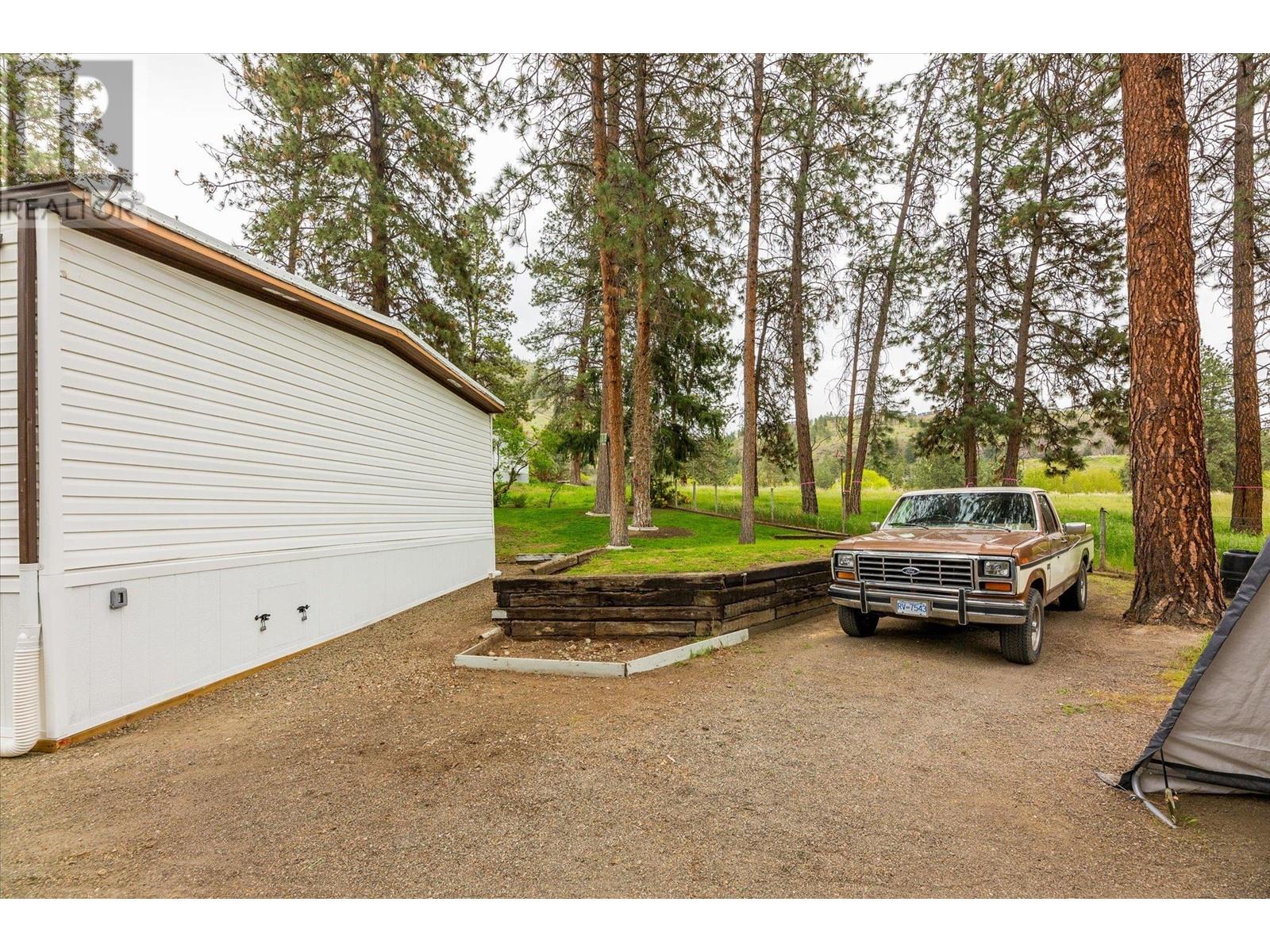 116 1999 97 Highway South, West Kelowna