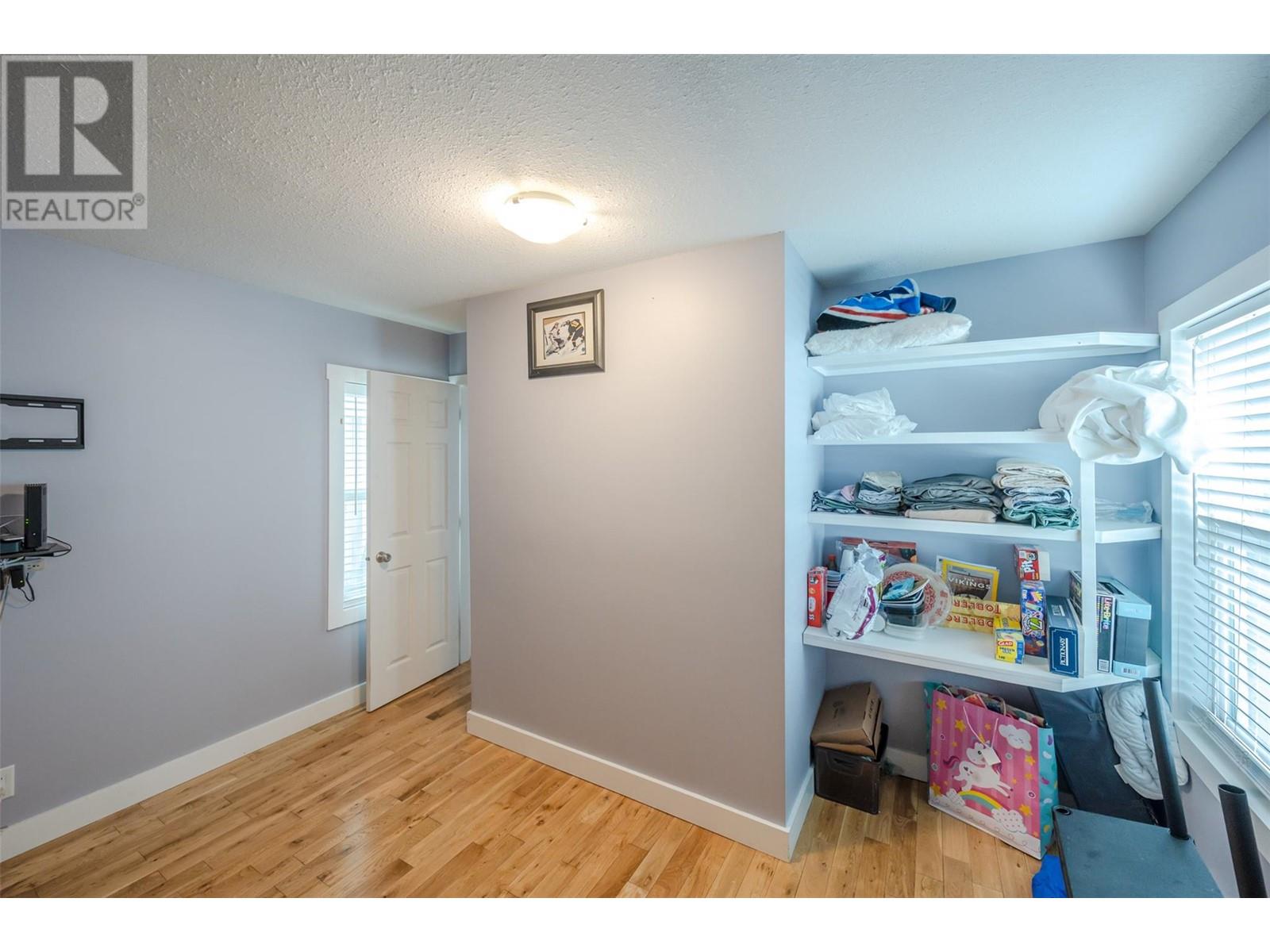  9716 Thompson Road, Summerland