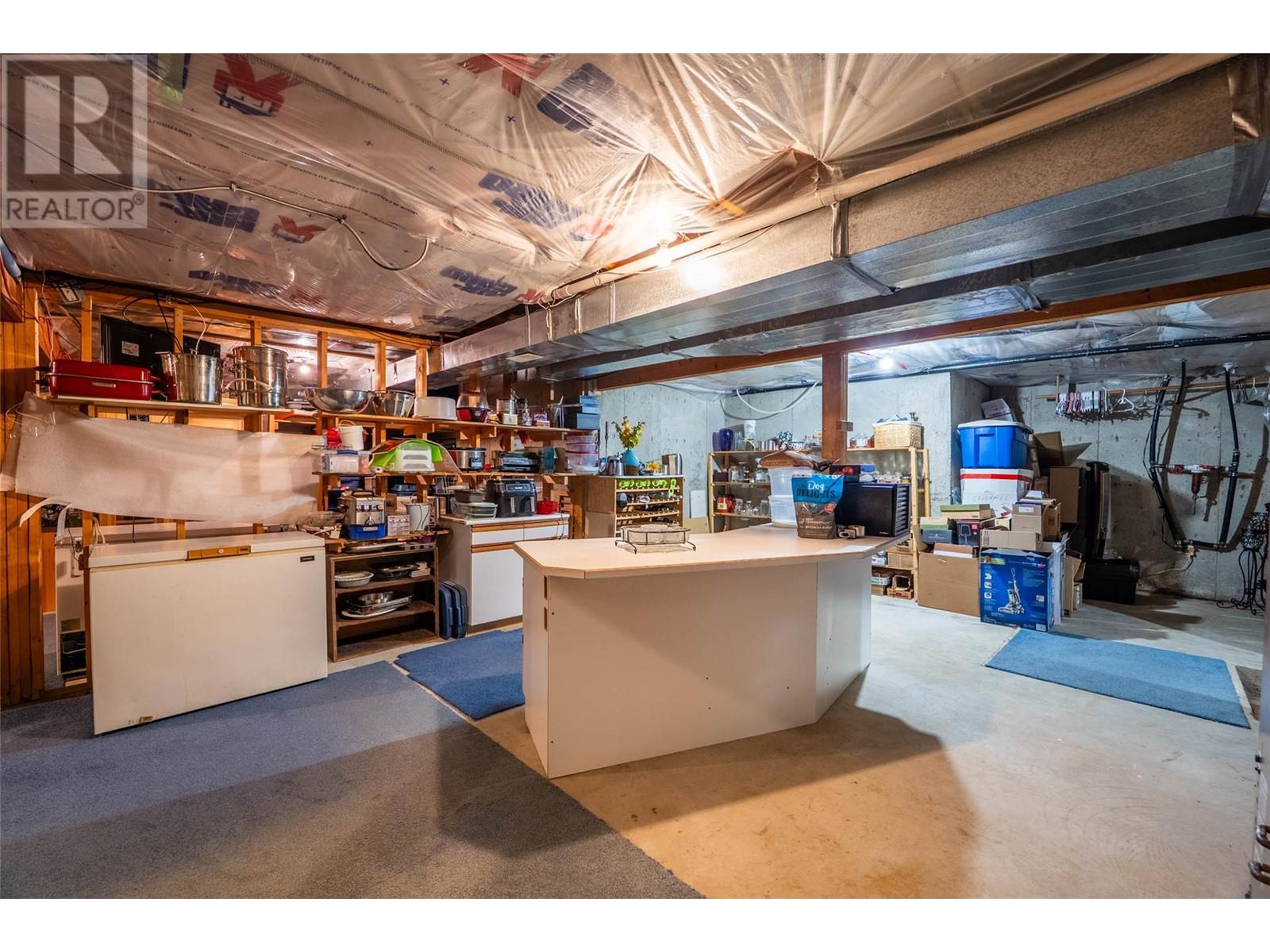 6158 REDFISH Road, Nelson