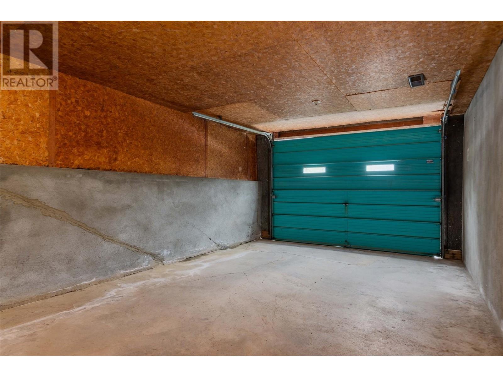 232 Haig Street, Warfield