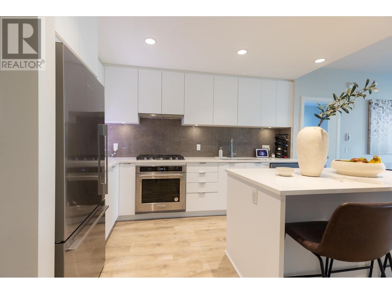 Photo 8 of 105 615 Cottonwood Avenue, Coquitlam BC