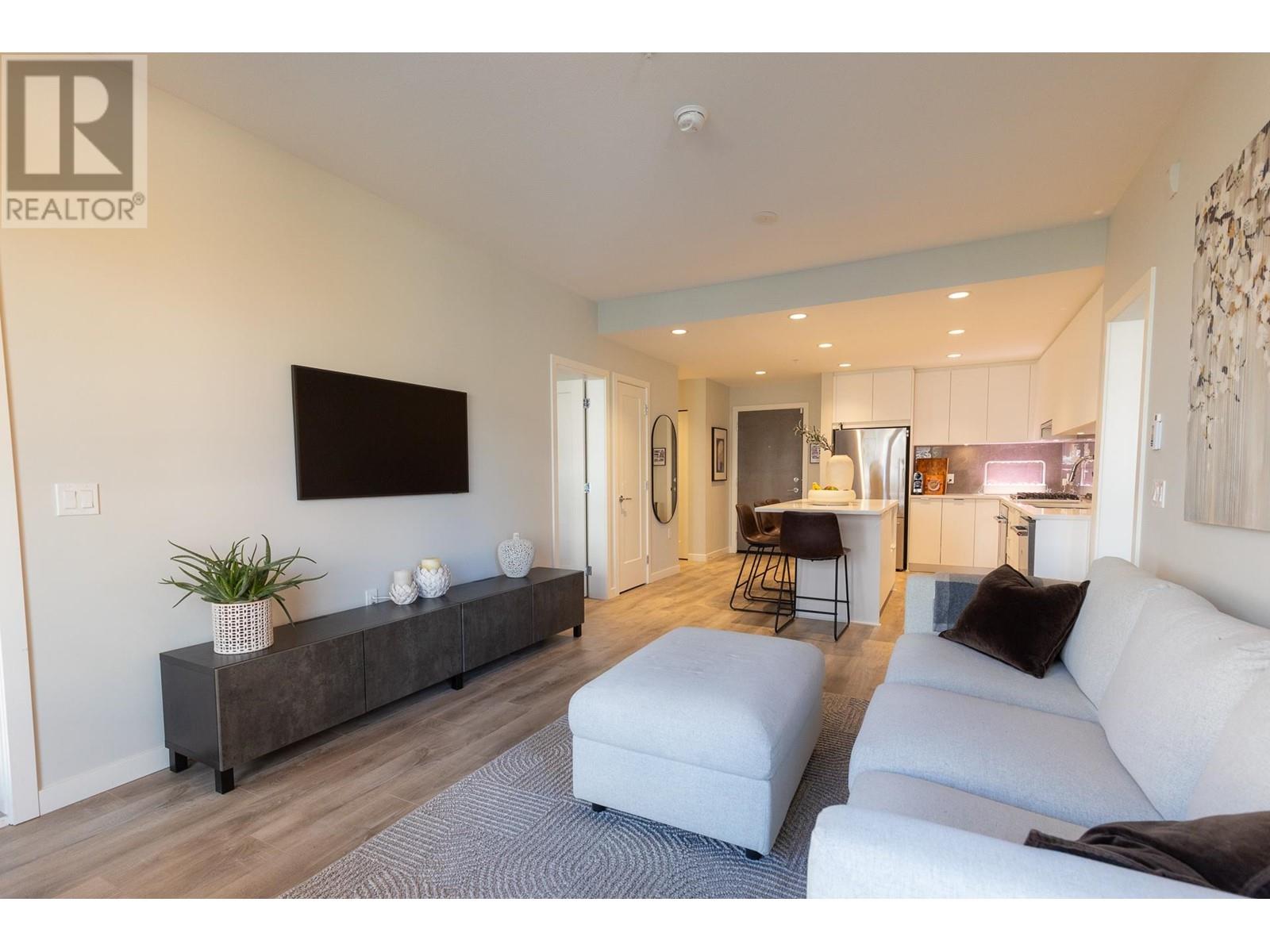Photo 6 of 105 615 Cottonwood Avenue, Coquitlam BC
