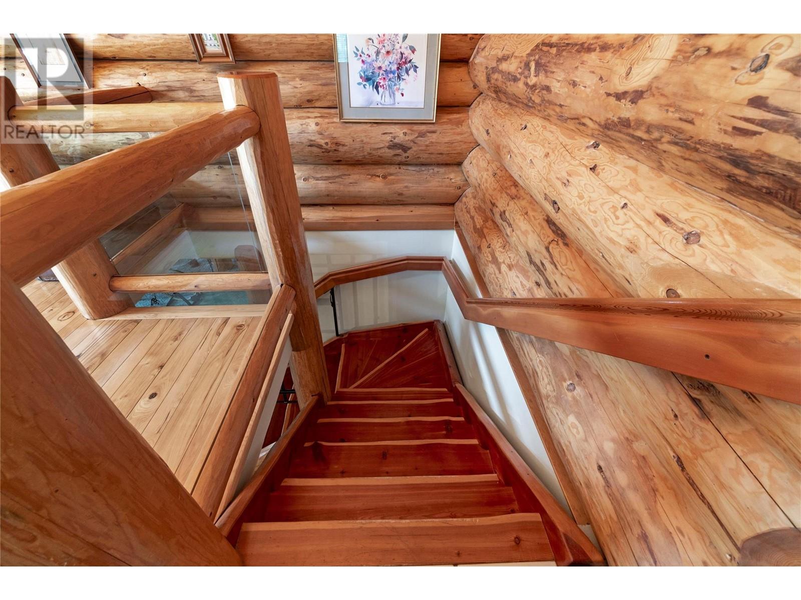 3755 White Lake Road, Tappen