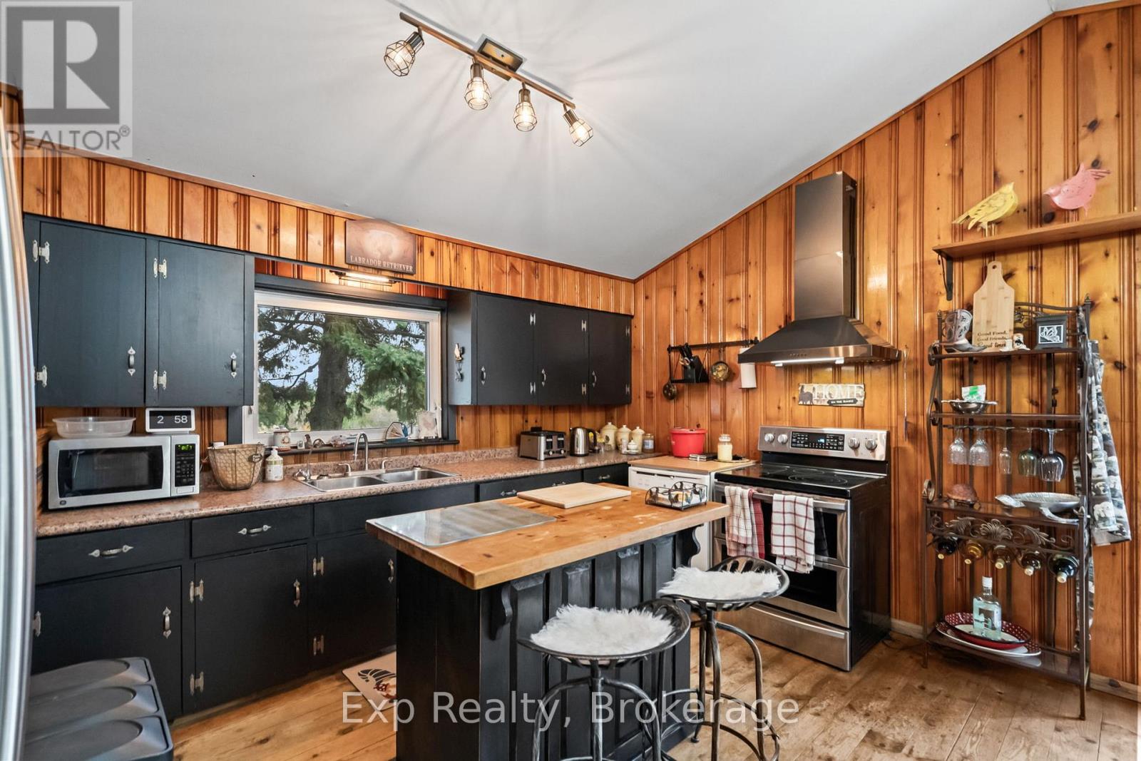 Photo 12 of 772 Townline Road W, Scugog ON