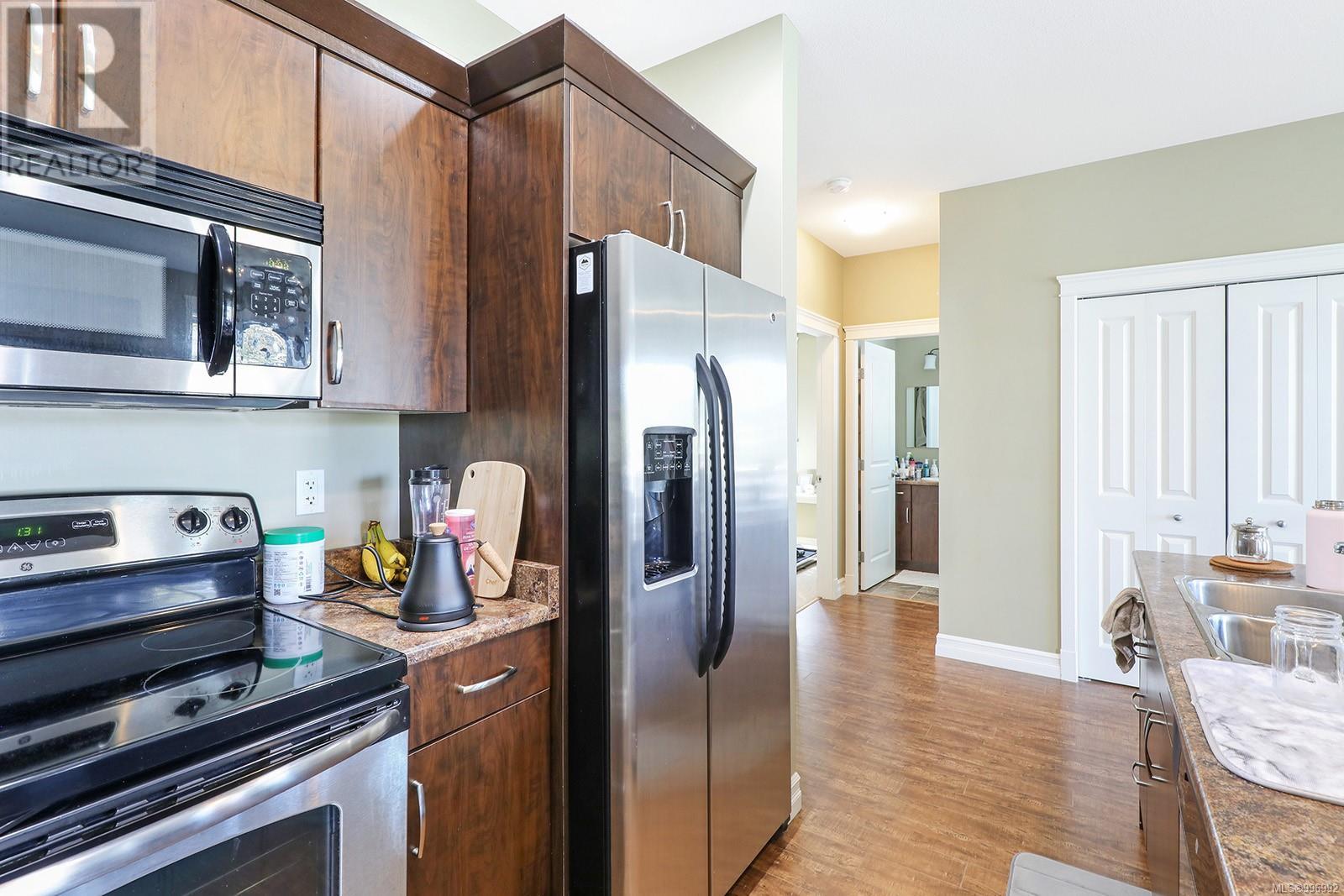 768 8th St, Courtenay