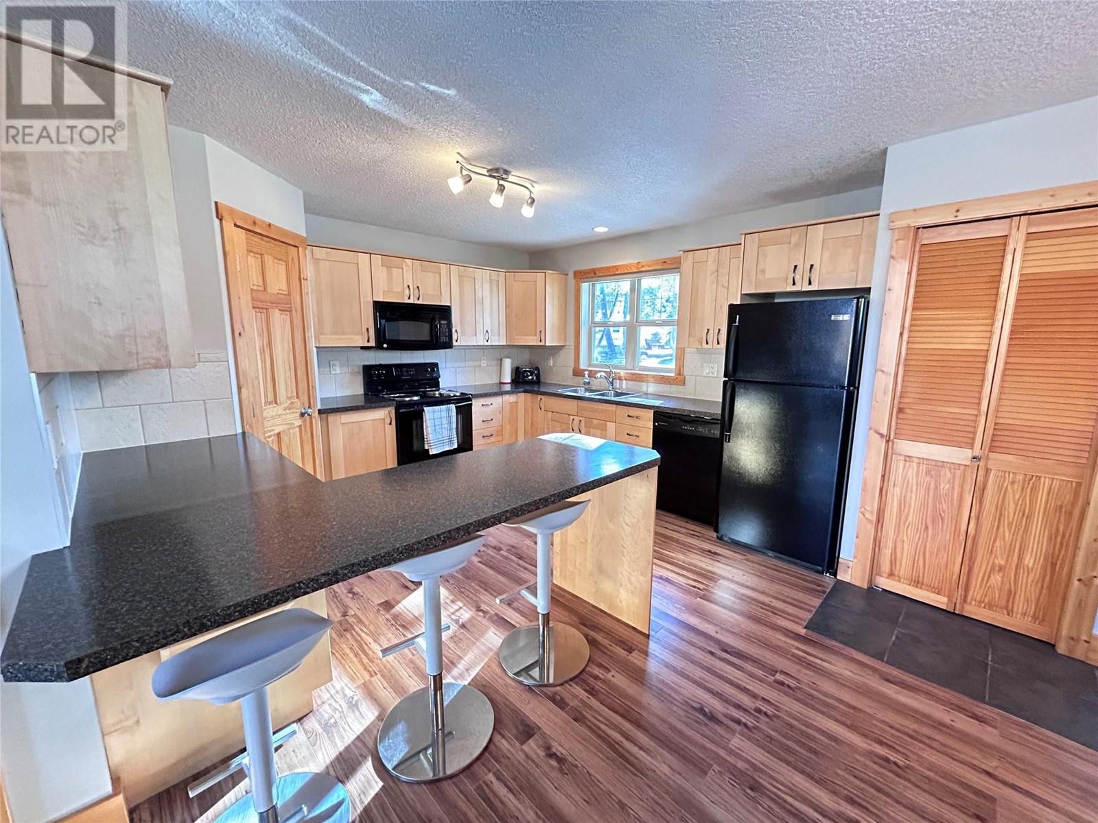 4868 Riverview Drive Unit# 93, Edgewater