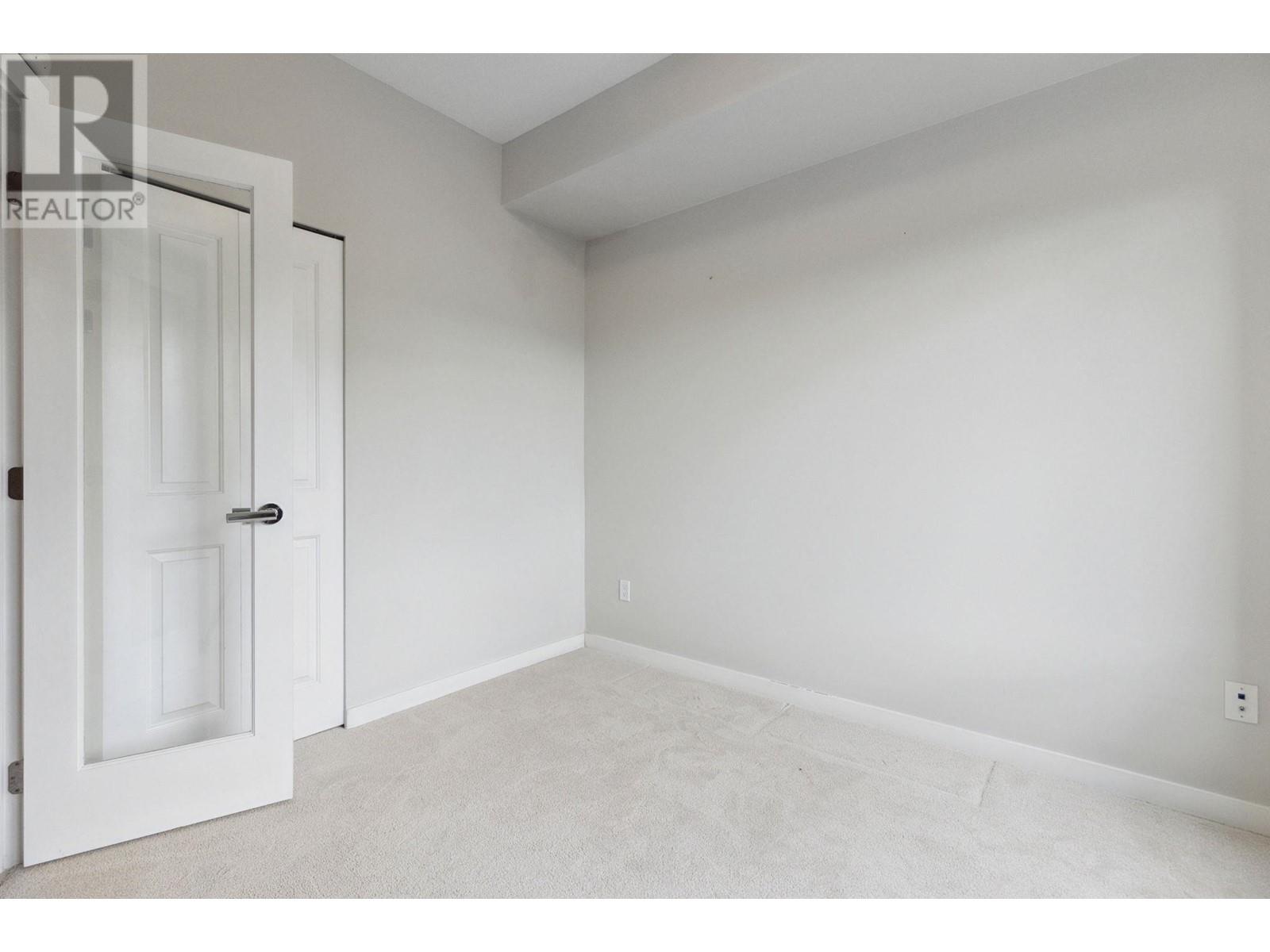 Photo 17 of 3170 Pierview Crescent, Vancouver BC