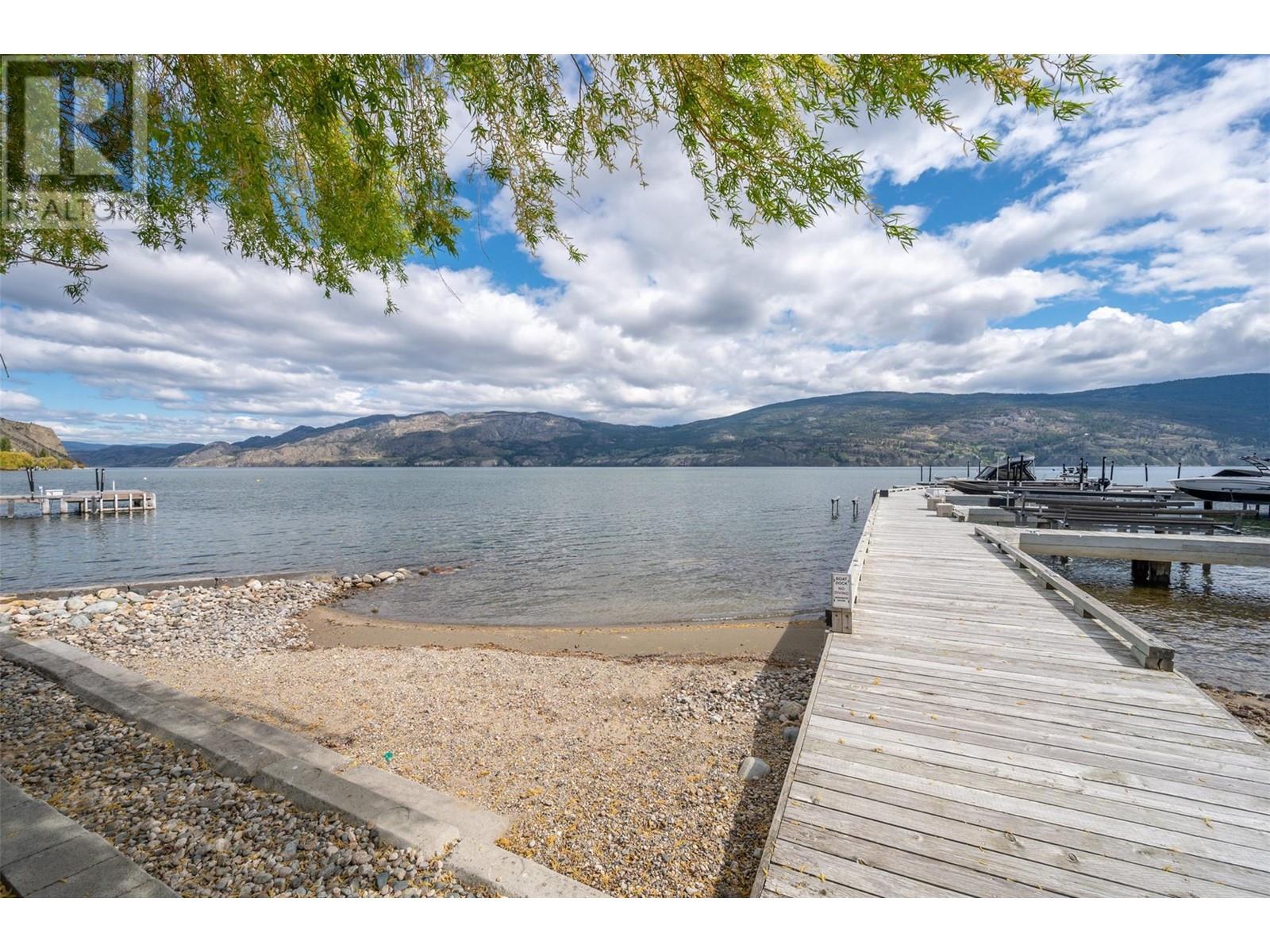 15419 Lakeshore Drive N Unit# 6, Summerland