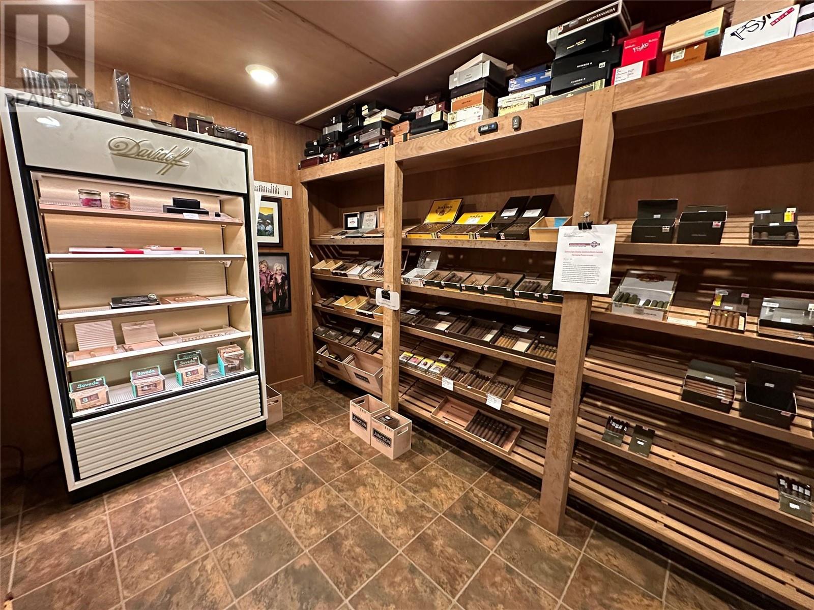 107 1835 Dilworth Drive, Kelowna