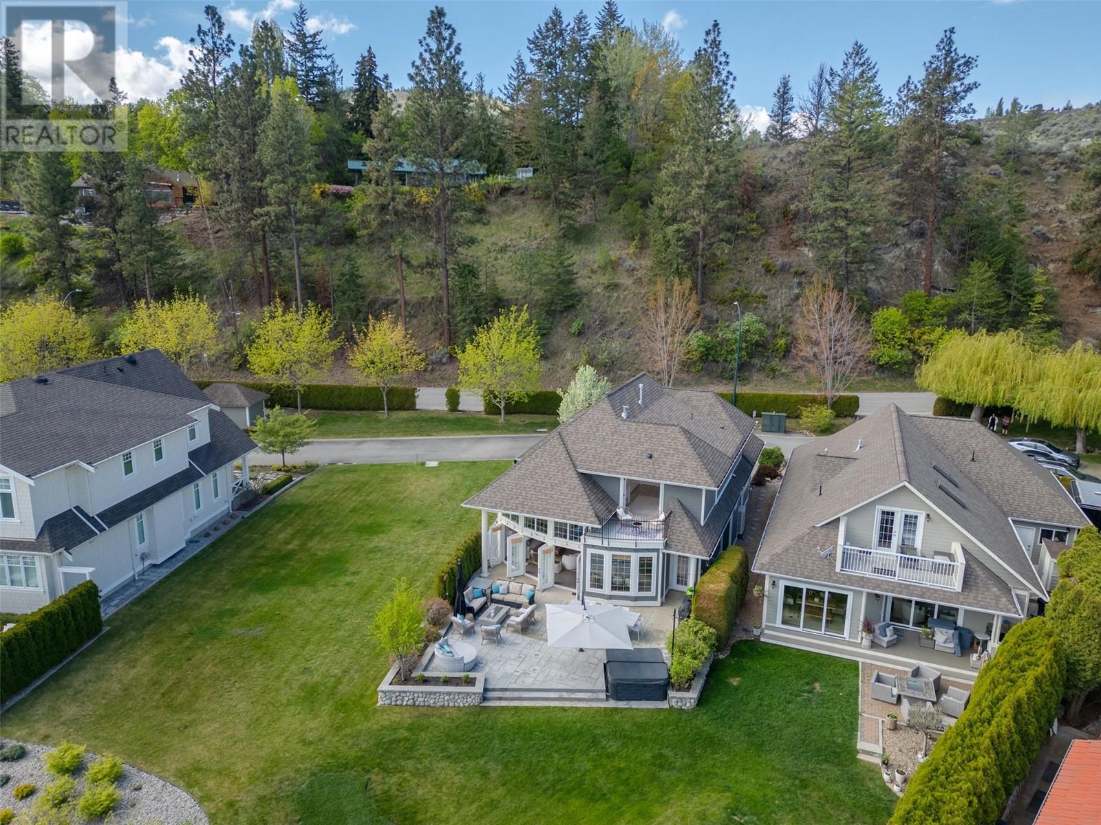 15419 Lakeshore Drive N Unit# 6, Summerland
