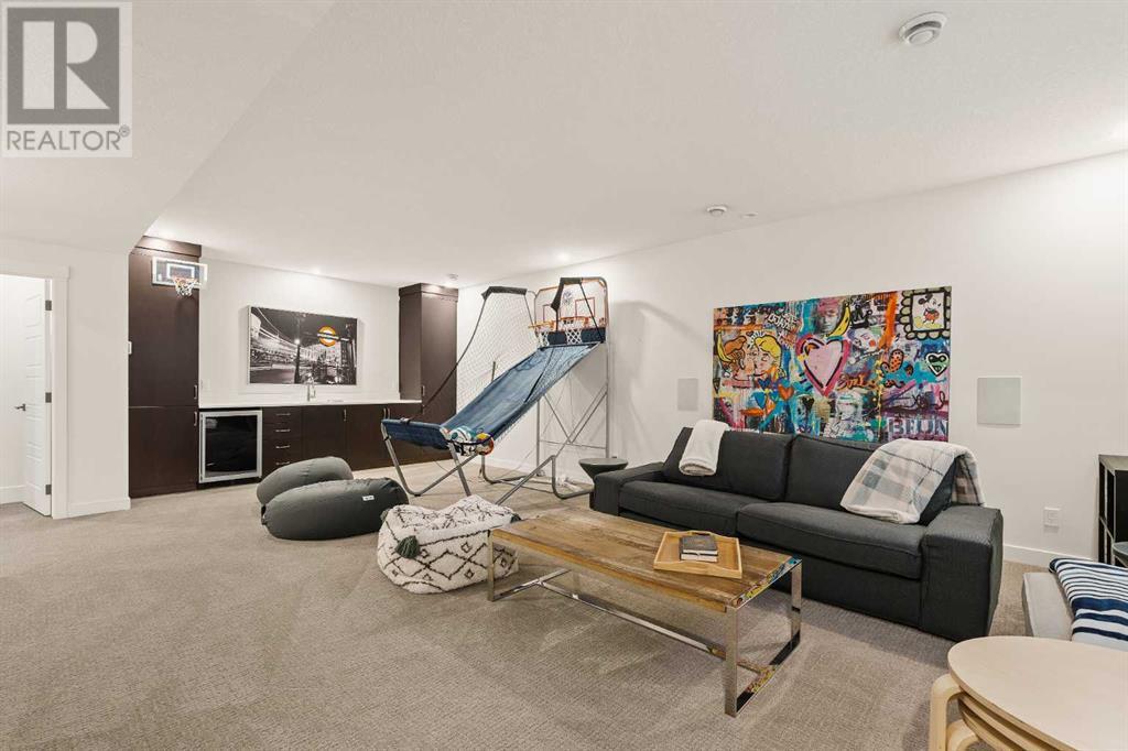 Single Family House for Sale in   Avenue SW Altadore Calgary 