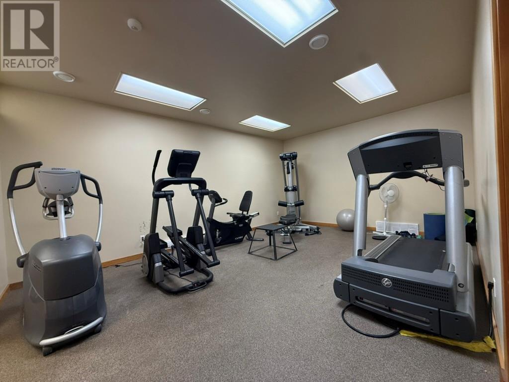 4868 RIVERVIEW Drive Unit# 183, Edgewater