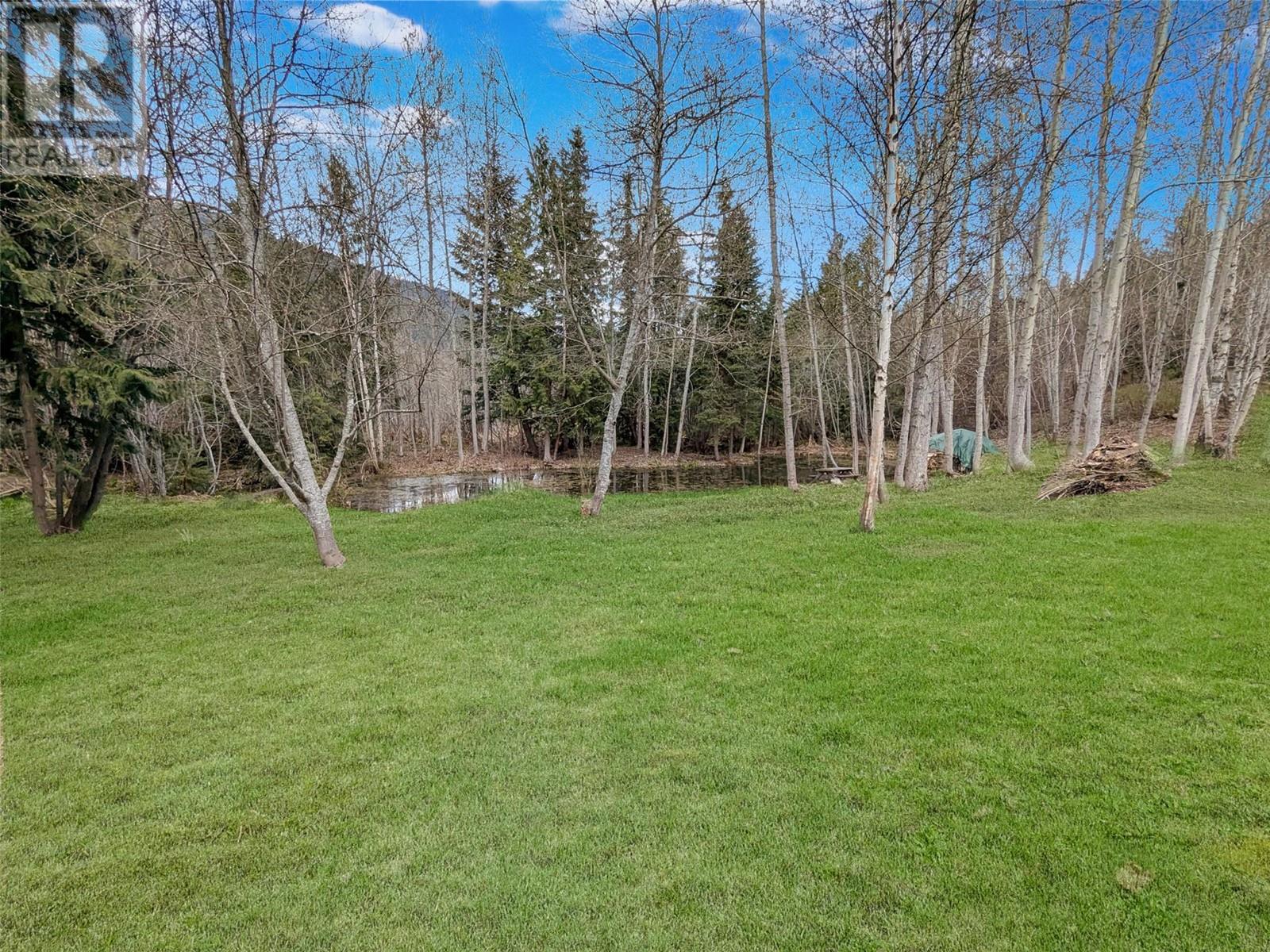 6685 6 Highway, Appledale