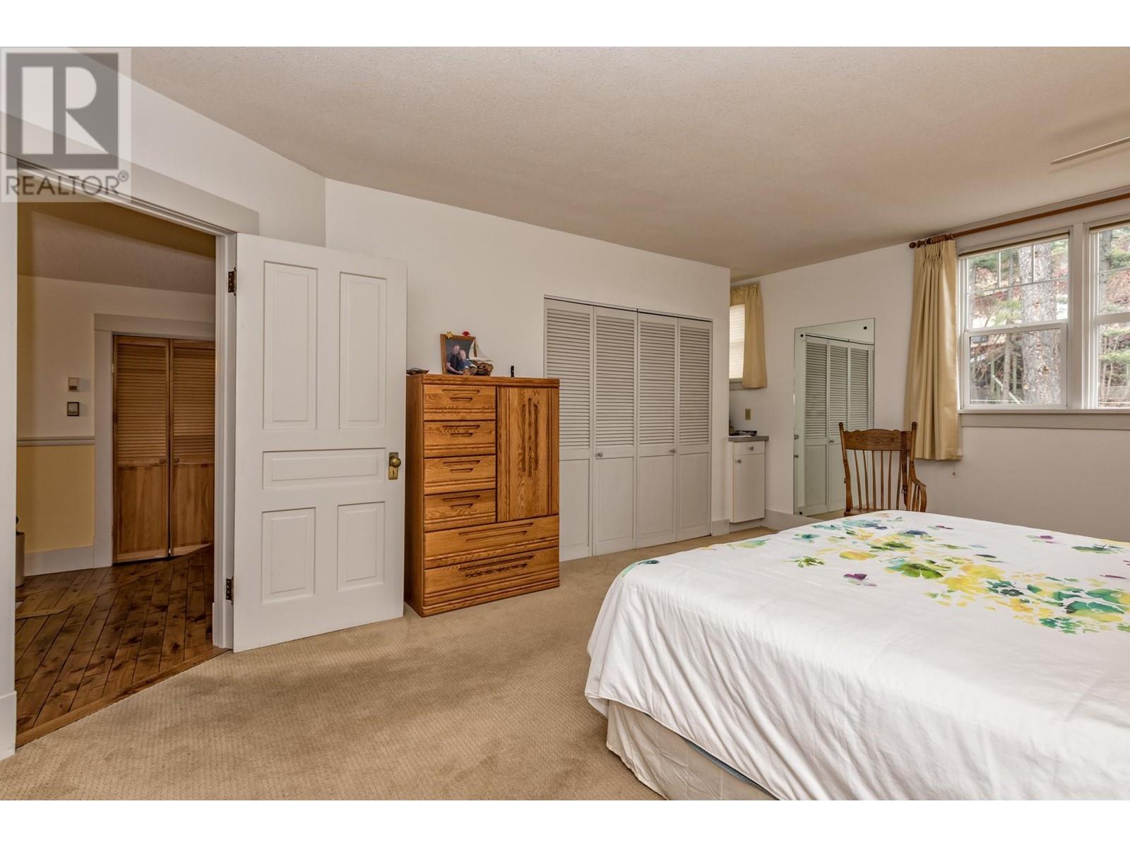 9739 Delcliffe Road, Vernon