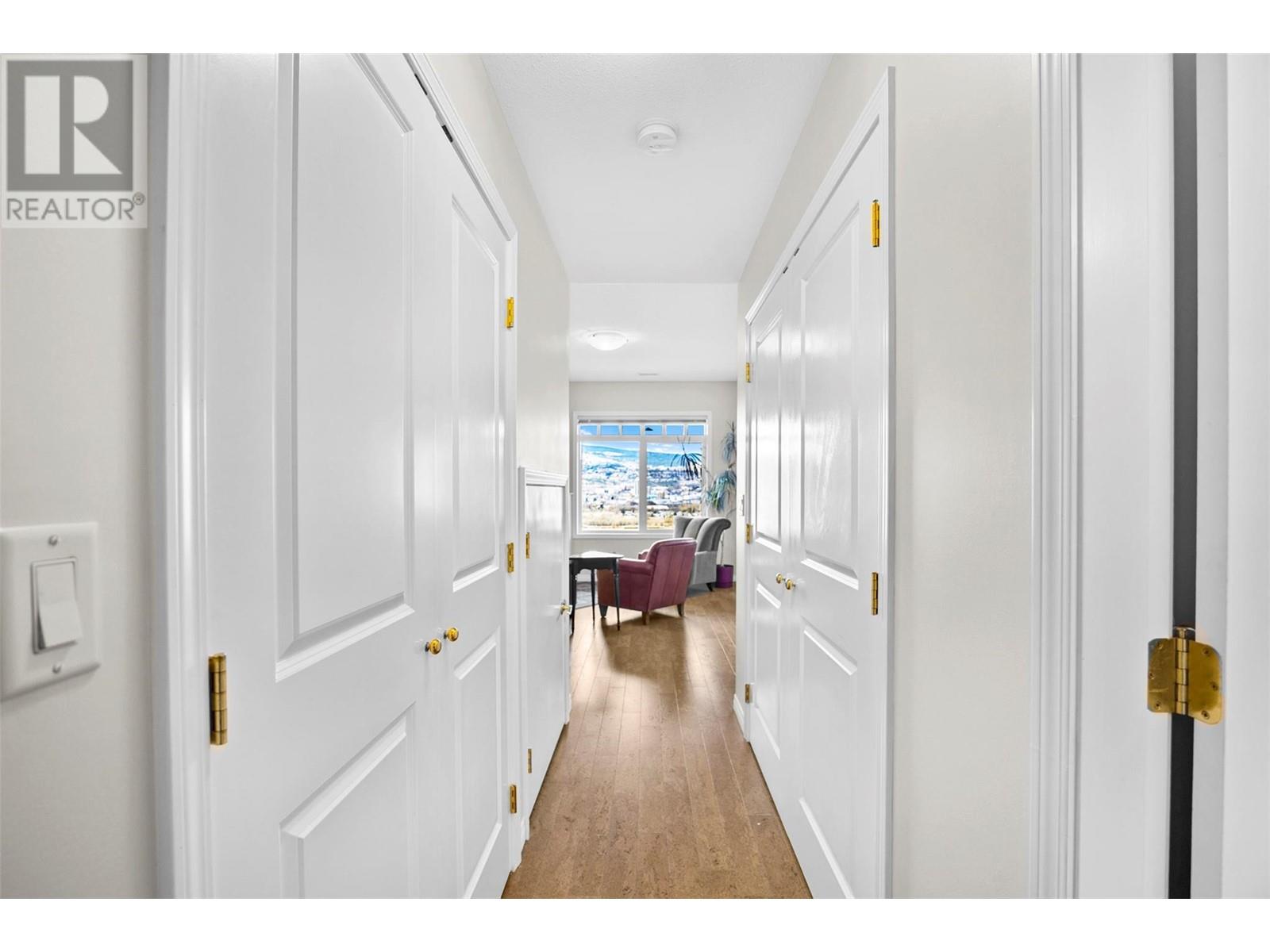 314 Mariposa Court, Kamloops