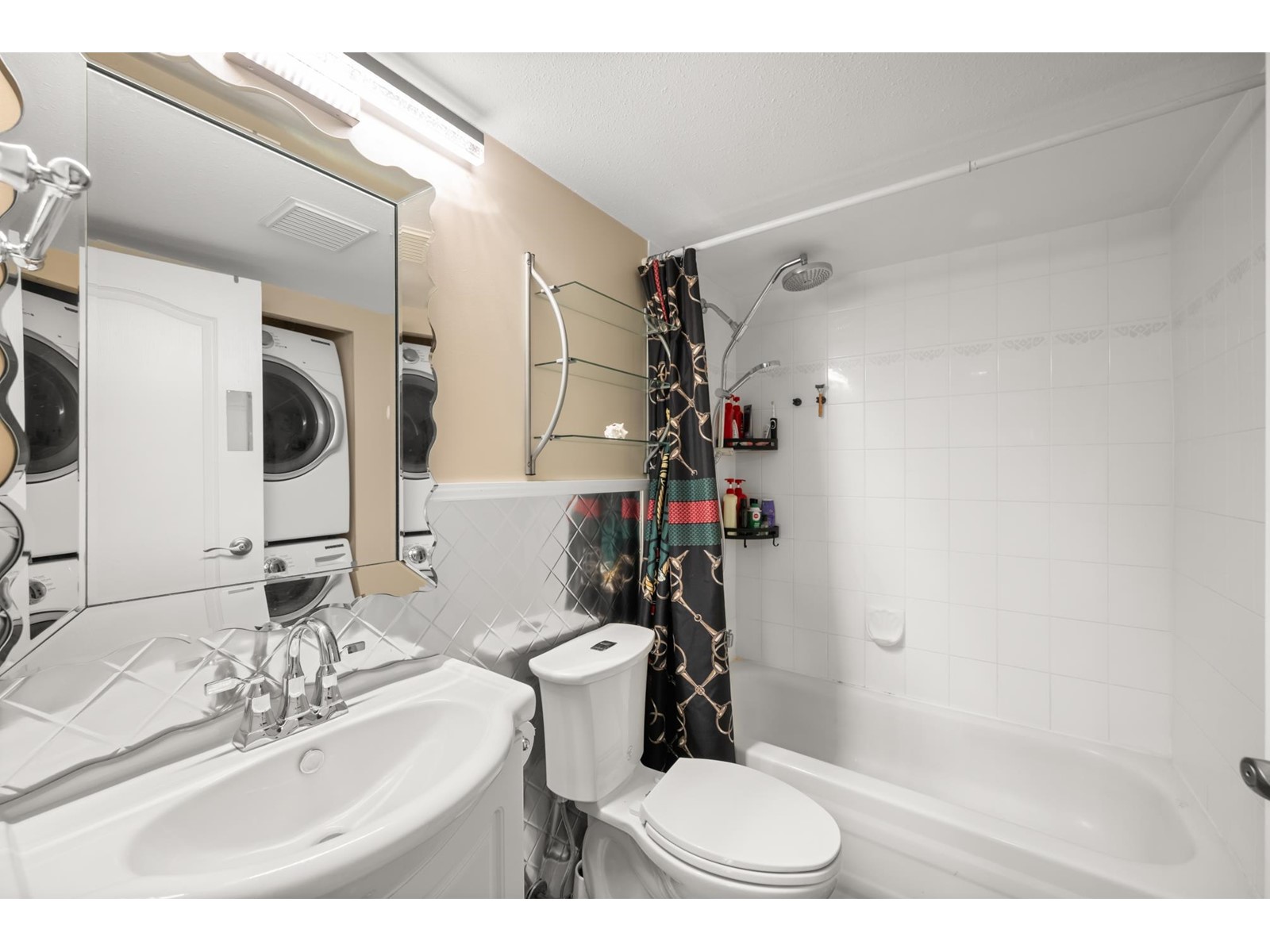 203 33165 OLD YALE ROAD, Abbotsford
