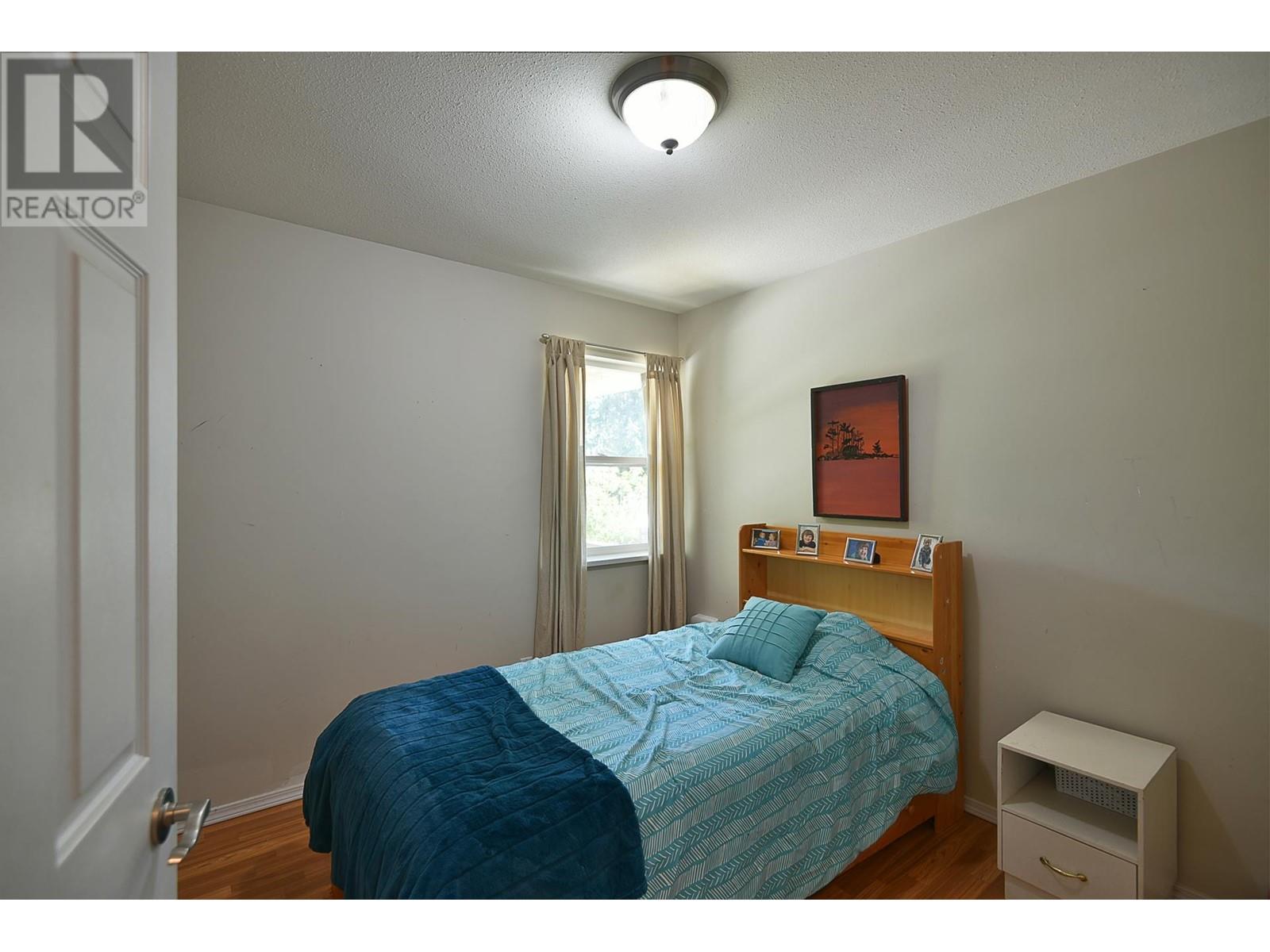 5689 SALMON DRIVE, Sechelt