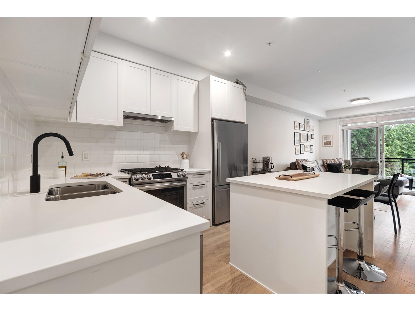 215 5415 BRYDON CRESCENT, Langley