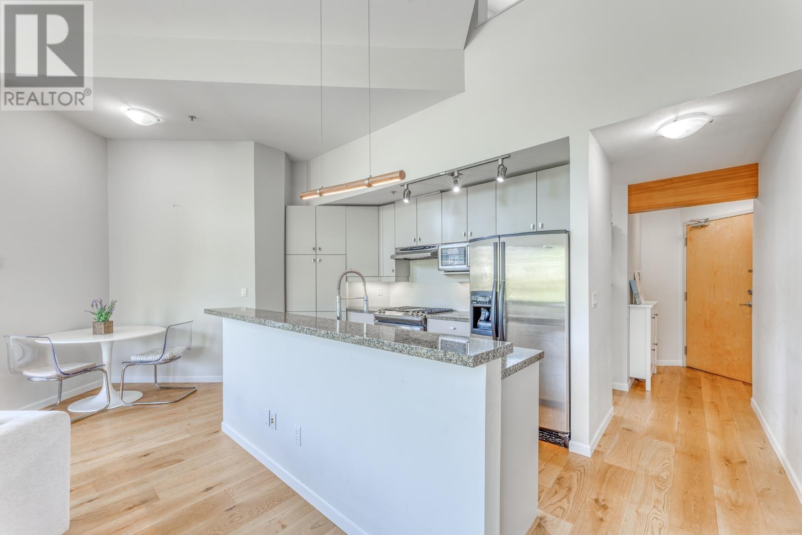 Photo 6 of 516 580 Raven Woods Drive, North Vancouver BC