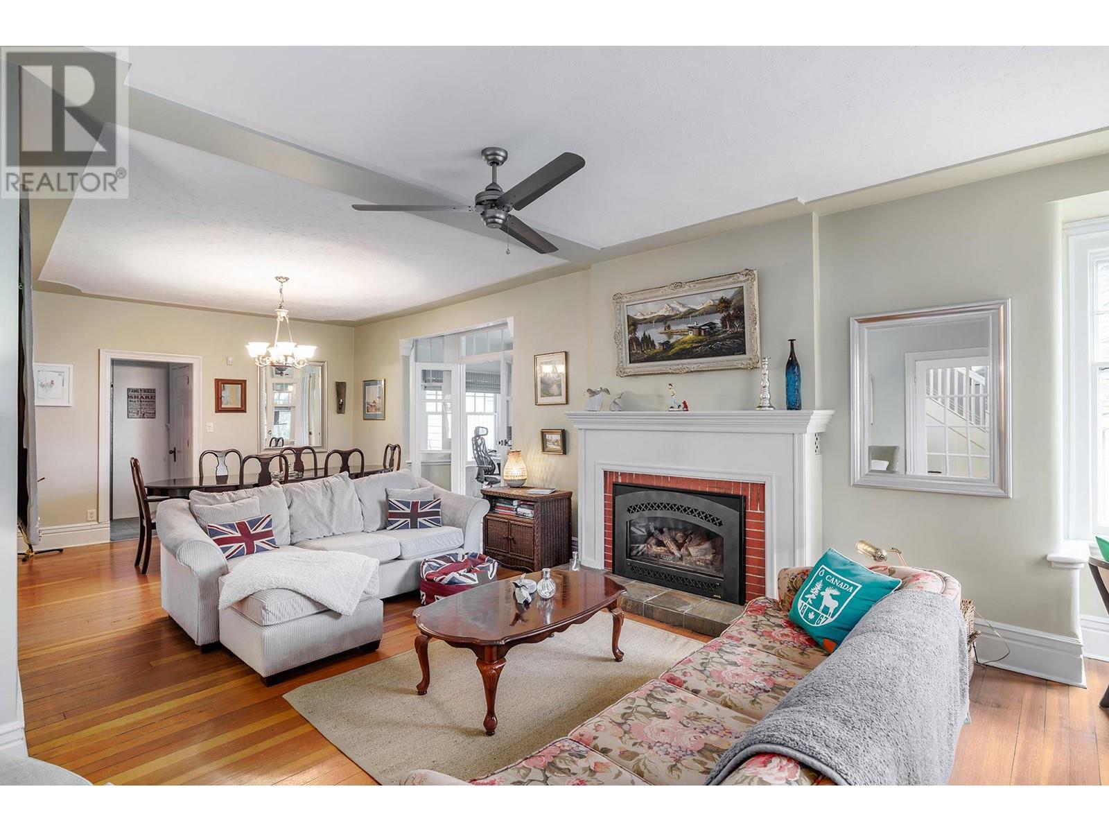  1537 Lakeview Street, Kelowna