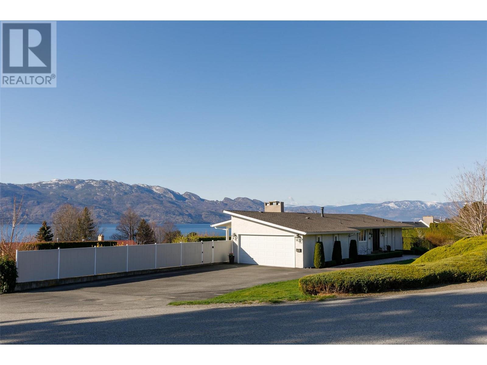  1145 Kelly Drive, Kelowna