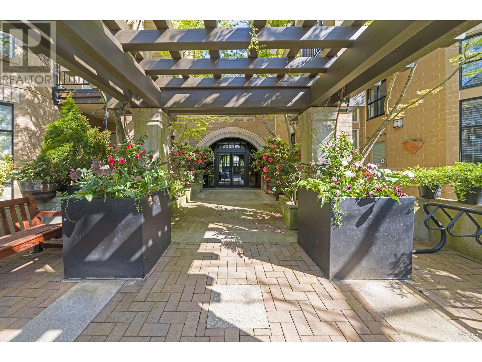 Photo 3 of 206 2175 Salal Drive, Vancouver BC