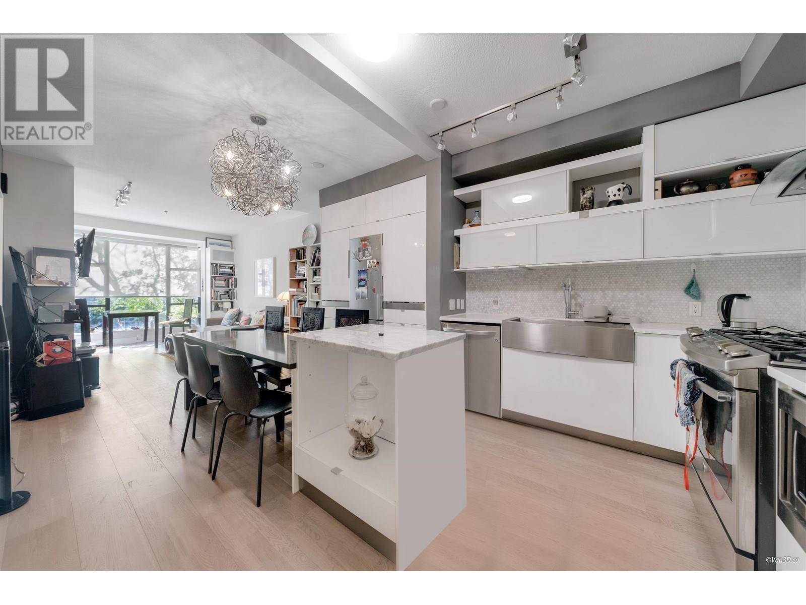 Photo 8 of 206 2175 Salal Drive, Vancouver BC