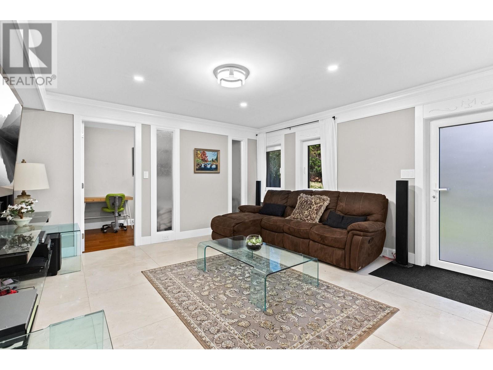 1162 CHARTWELL CRESCENT, West Vancouver