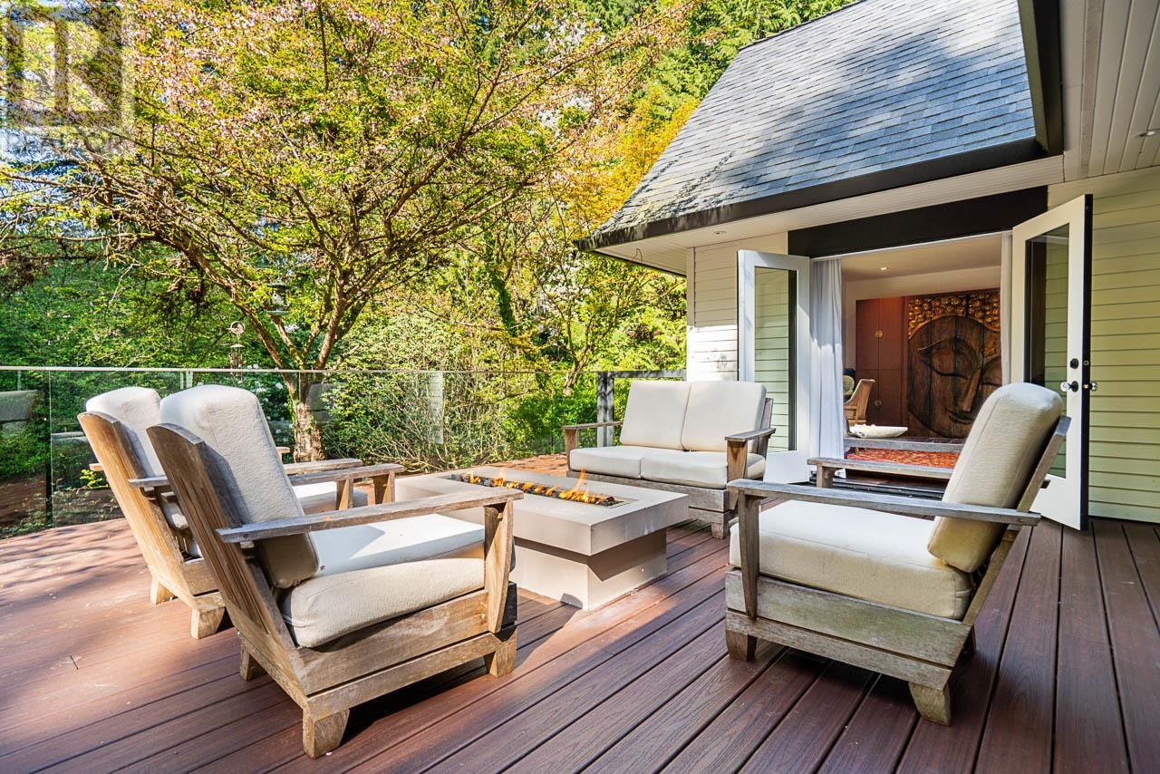 435 MACBETH CRESCENT, West Vancouver
