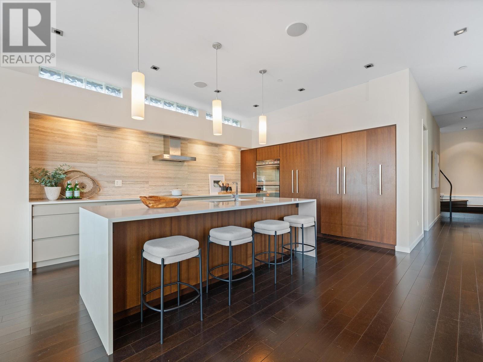 5810 EAGLE ISLAND, West Vancouver