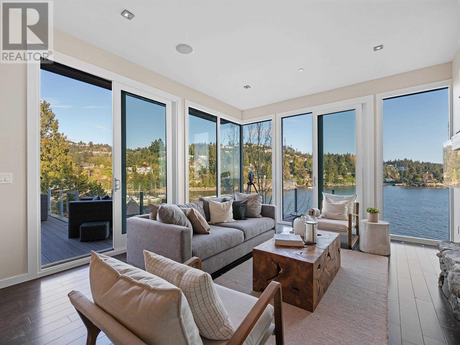 5810 EAGLE ISLAND, West Vancouver