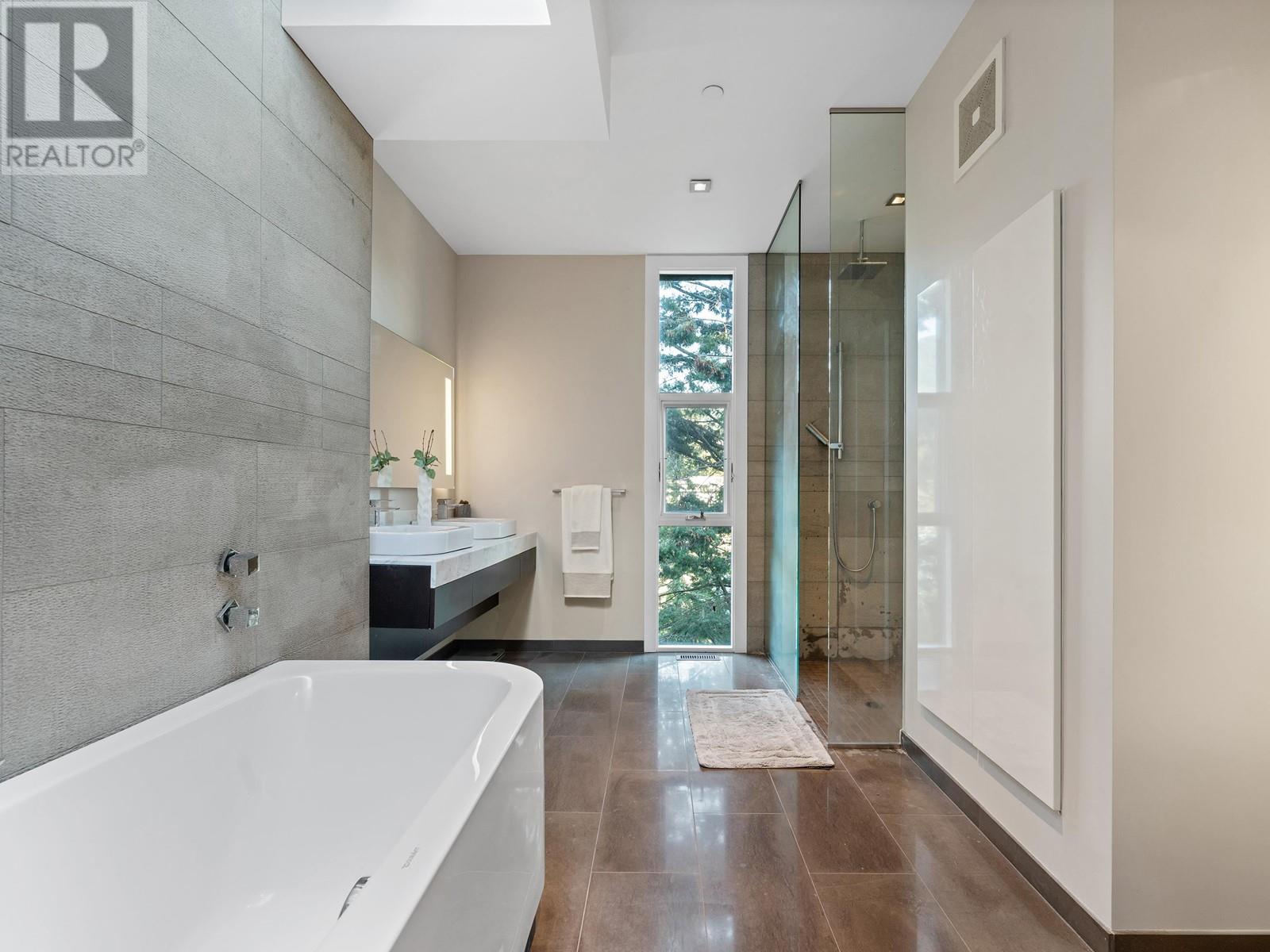 5810 EAGLE ISLAND, West Vancouver