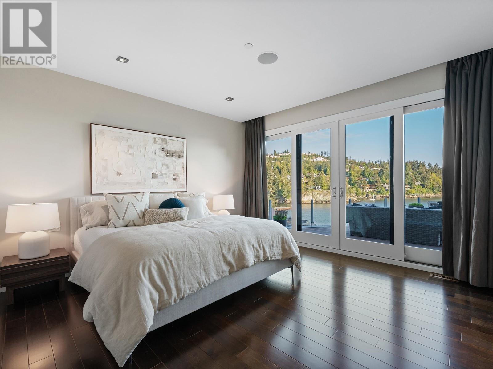 5810 EAGLE ISLAND, West Vancouver