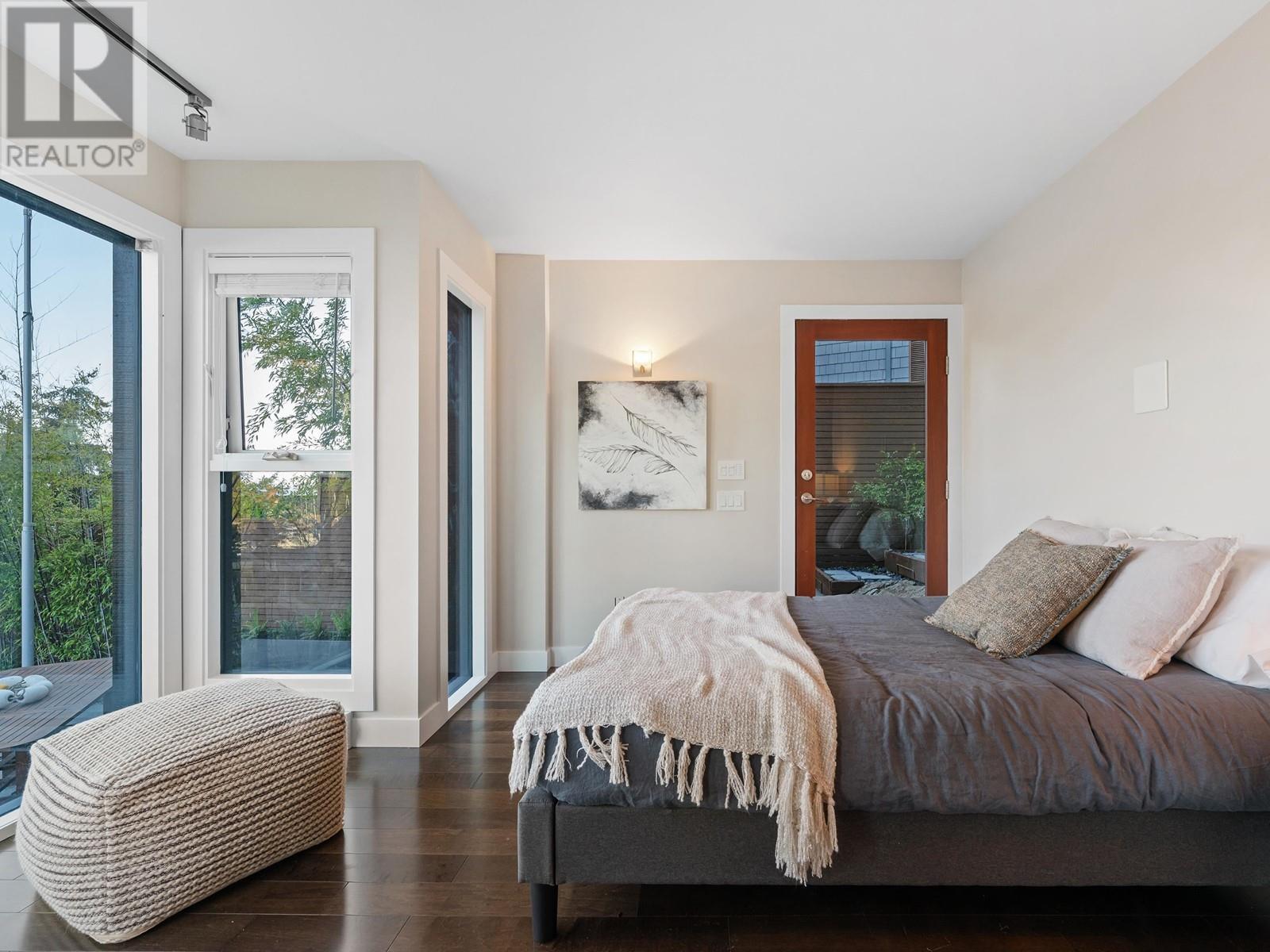 5810 EAGLE ISLAND, West Vancouver