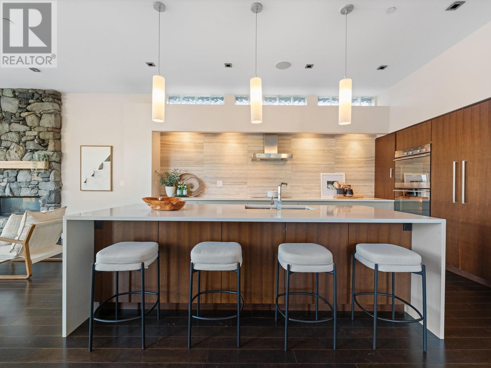 5810 EAGLE ISLAND, West Vancouver