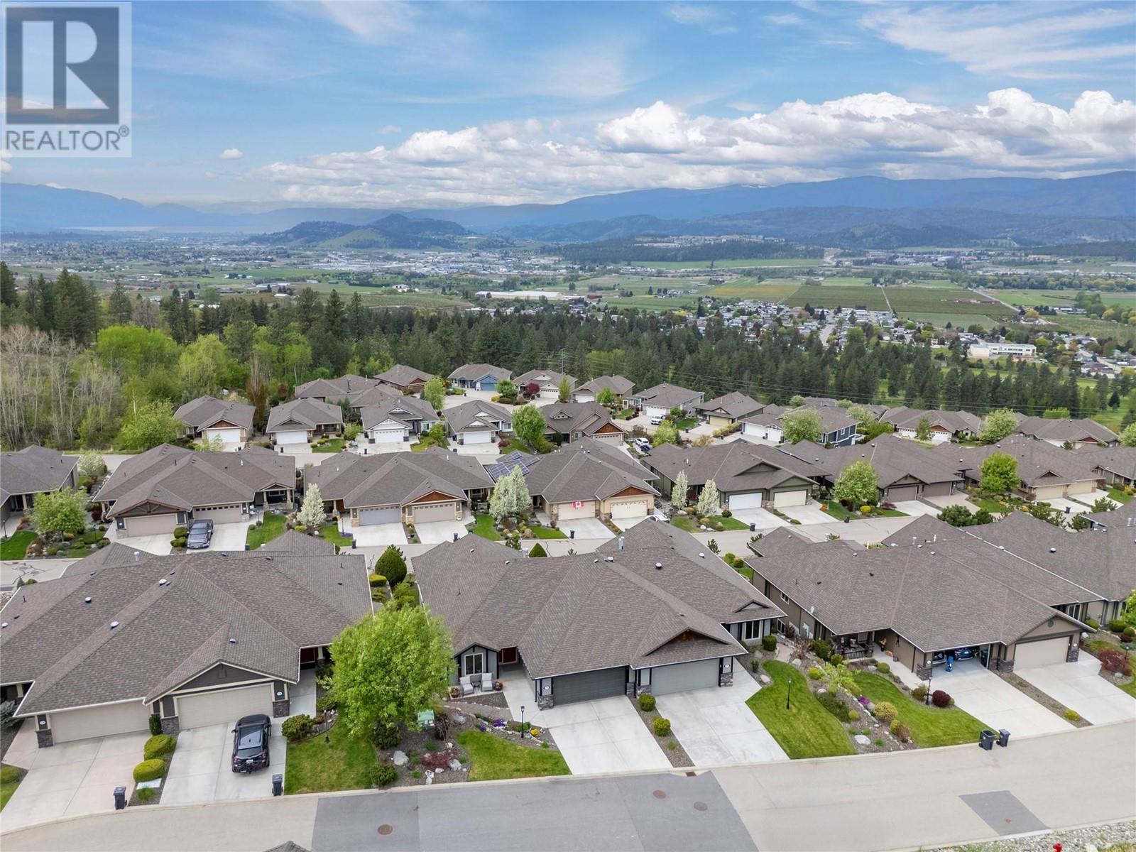  3560 Riviera Drive, Kelowna
