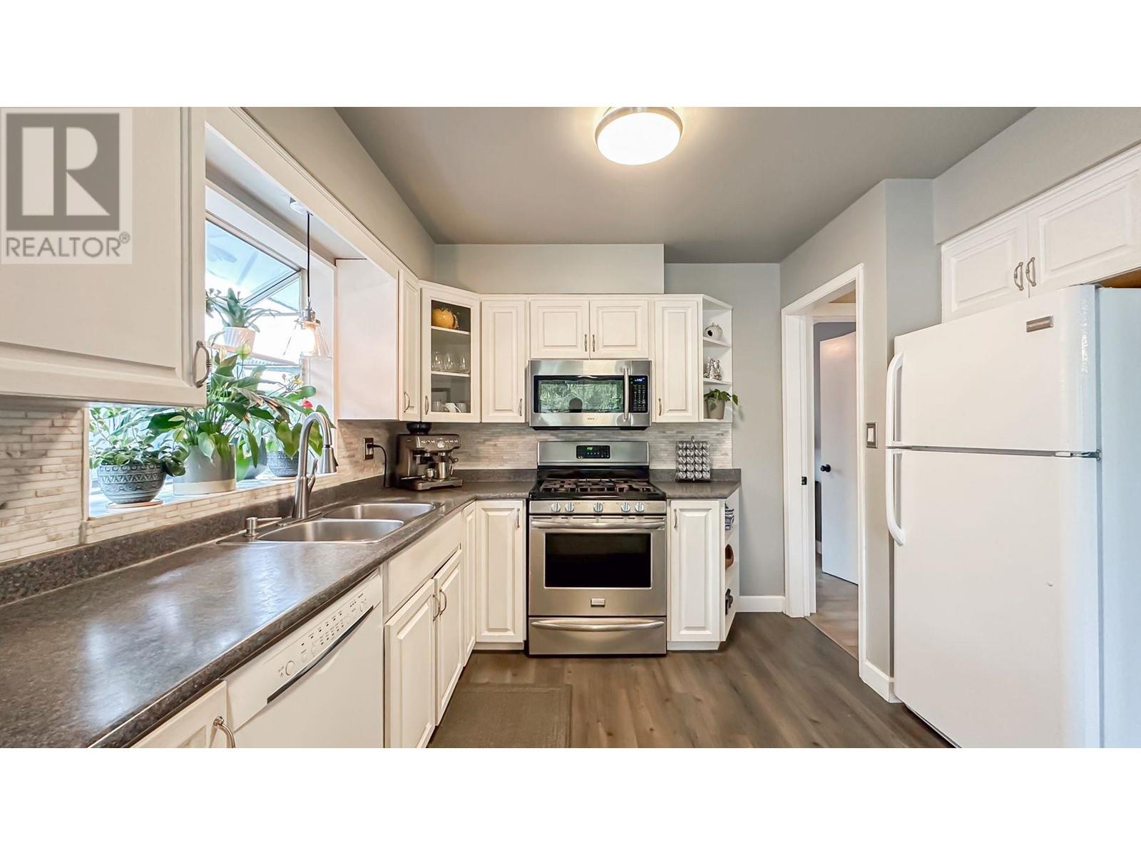 5620 GILPIN STREET, Burnaby