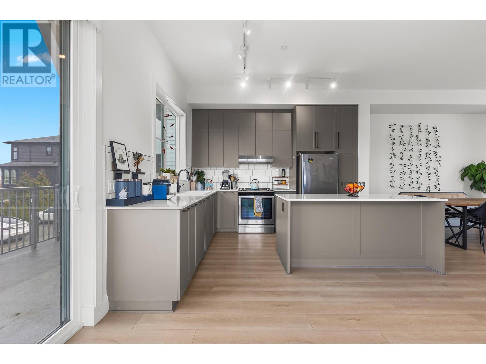 1 4726 ORCA WAY, Tsawwassen