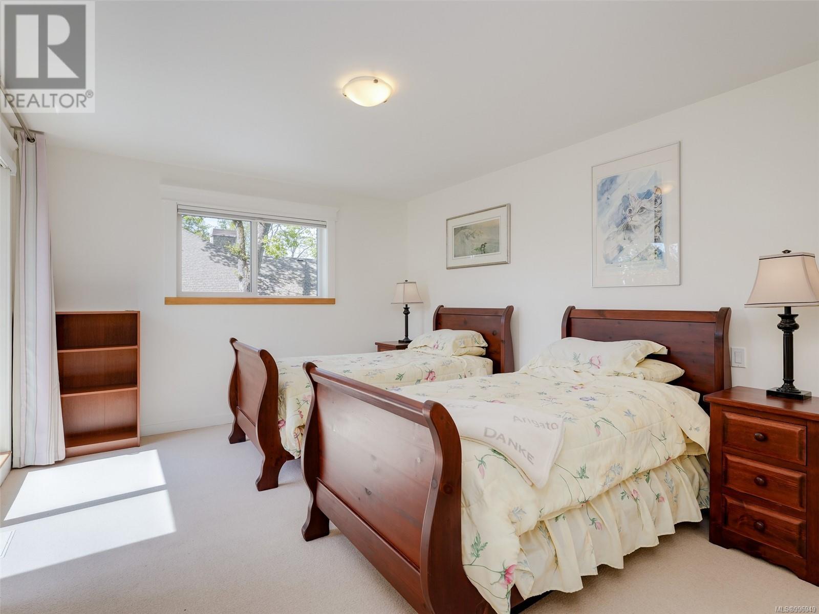 1464 St. Patrick St, Oak Bay